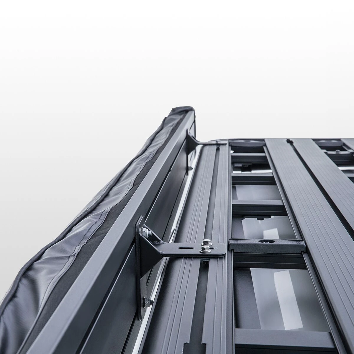 Rhino-Rack Shelters & Tarps Batwing Awning 13 Rhino-Rack Shelters & Tarps Batwing Awning - Image 11