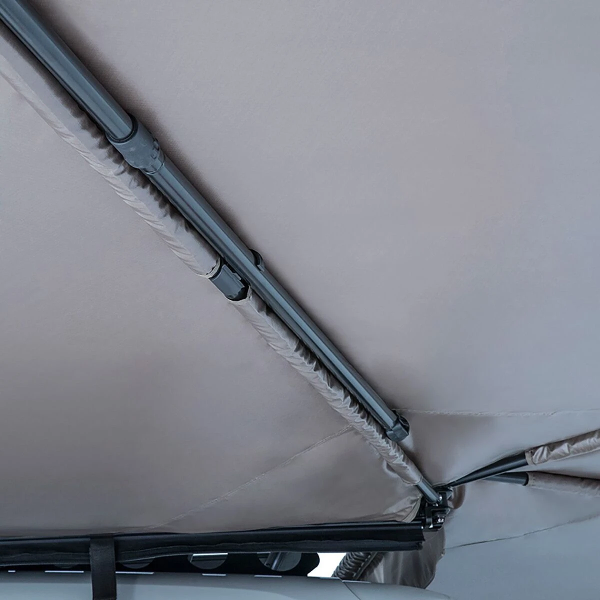 Rhino-Rack Shelters & Tarps Batwing Awning 12 Rhino-Rack Shelters & Tarps Batwing Awning - Image 10